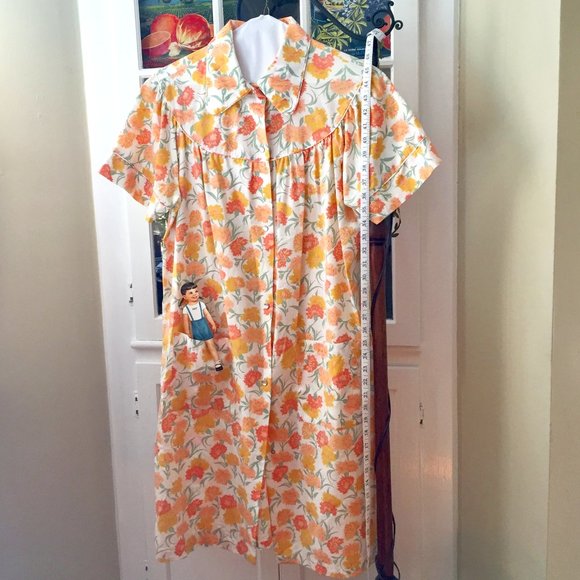 Vintage Dresses & Skirts - VINTAGE HOUSECOAT/DRESS/ DUSTER Orange Carnations!